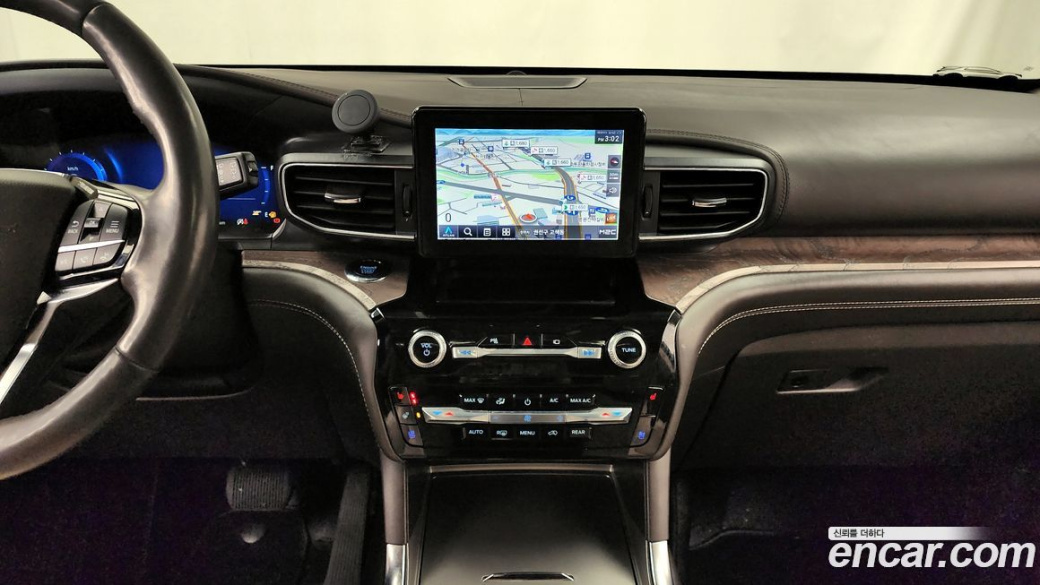 Ford Explorer 3.0 Platinum 4WD, 2022