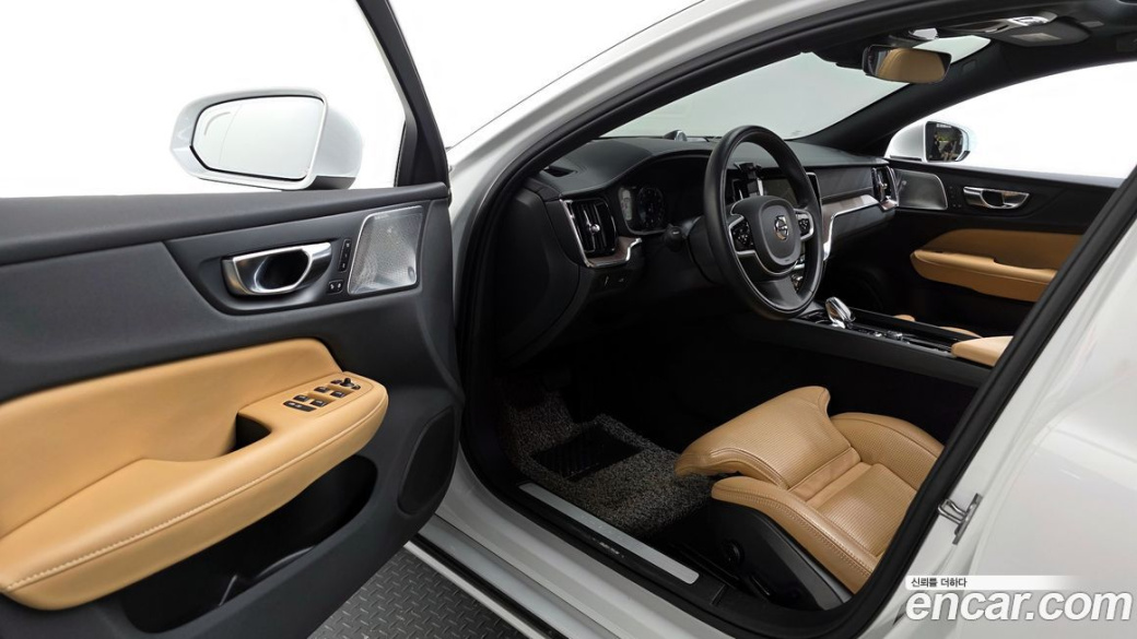 Volvo S60 B5 Inscription, 2022