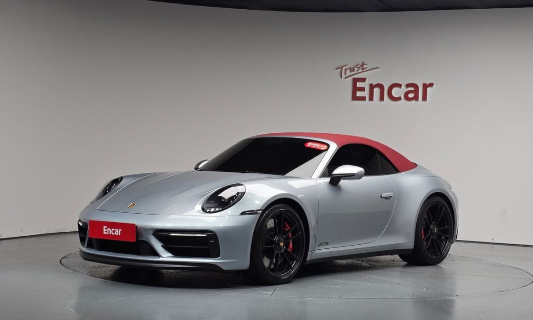 Porsche 911 Carrera 4 GTS Cabriolet, 2022