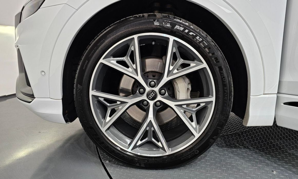 Audi Q8 50 TDI Quattro Premium, 2023