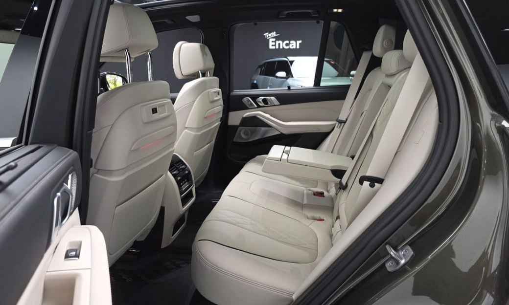 BMW X5 M50i, 2023