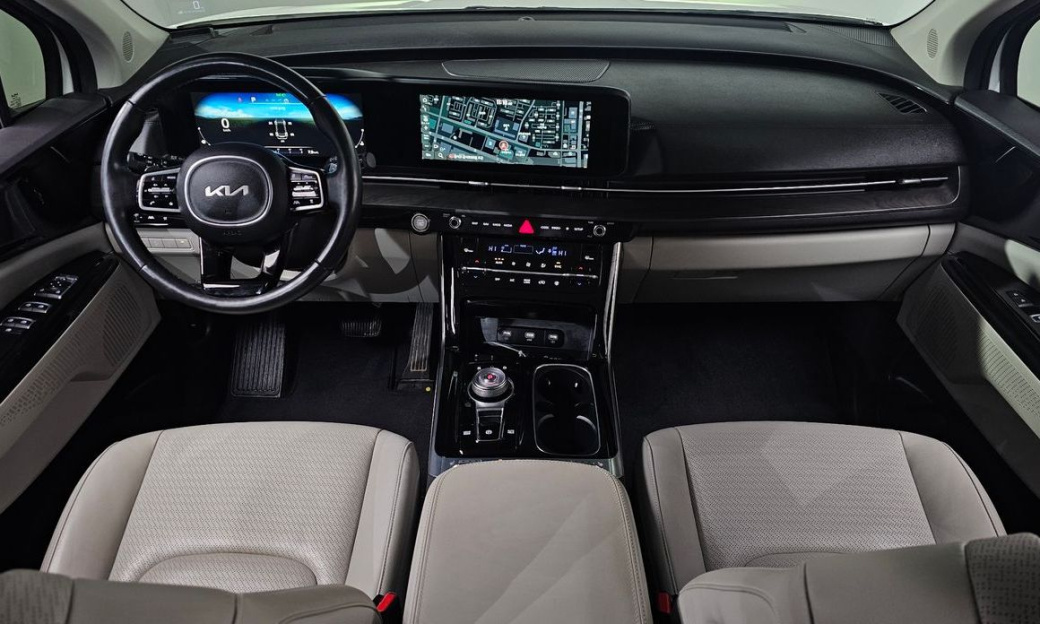 Kia Carnival 9-Seater Noblesse, 2022