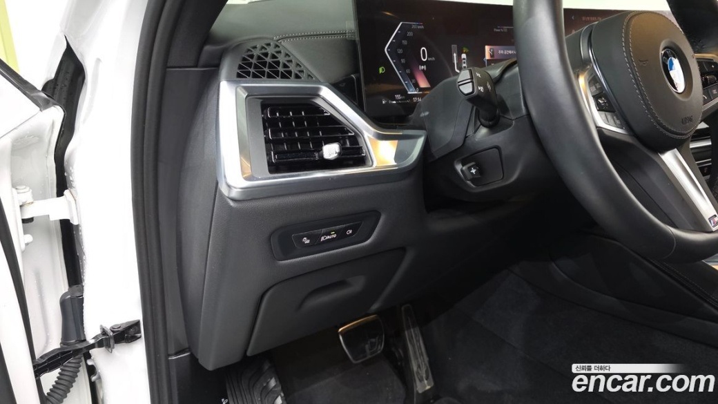 BMW X6 xDrive40i M Sport, 2025
