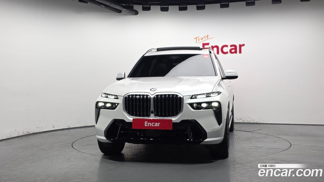 BMW X7 xDrive 40d M Sport 6STR, 2025