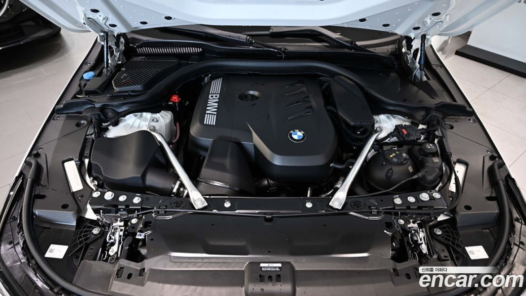 BMW 5-Series 520i M Sport, 2026