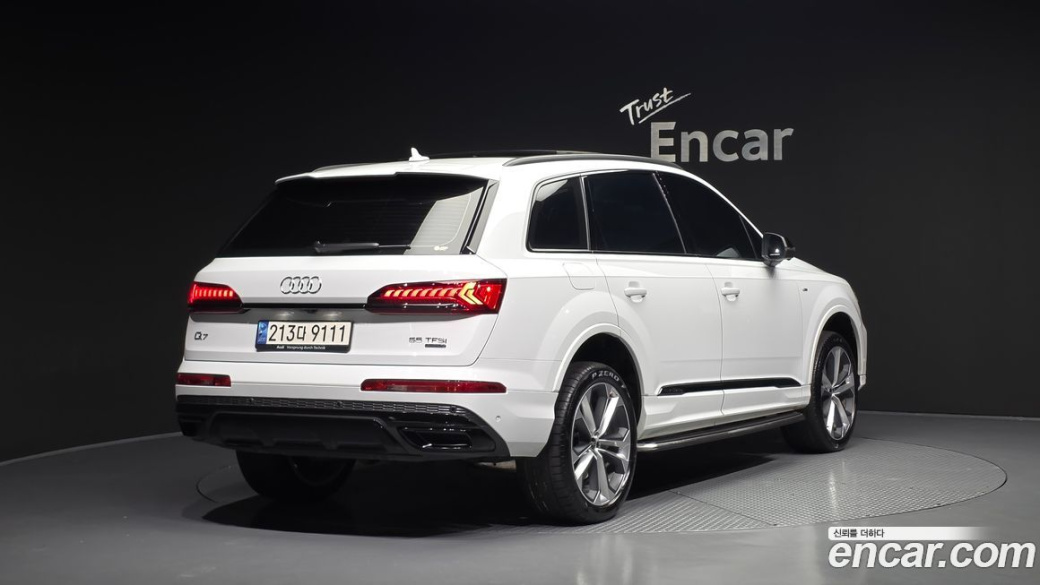 Audi Q7 55 TFSI Quattro Premium, 2022