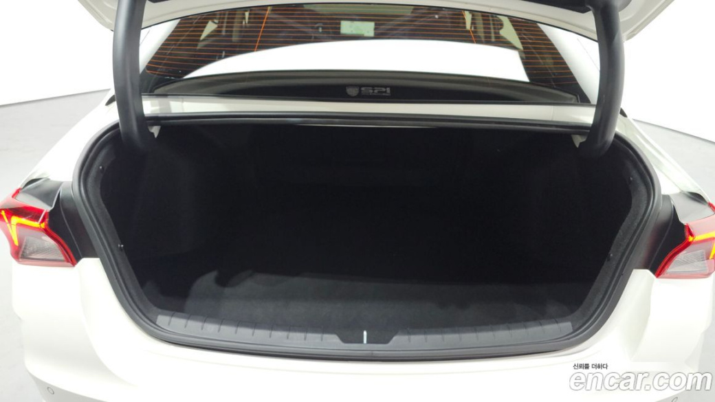 Kia K5 2.0, 2022