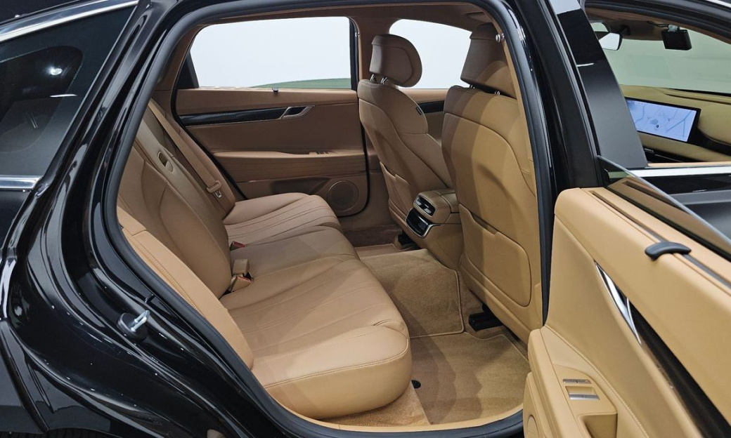 Genesis G80 Gasoline 2.5 Turbo AWD, 2025