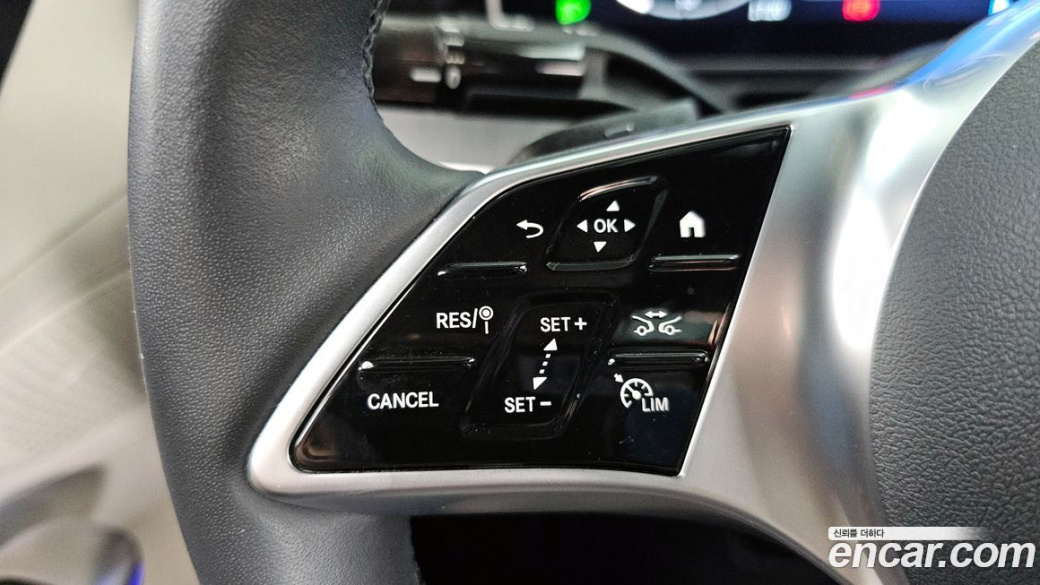 Mercedes-Benz C-Class C300 4MATIC Avantgarde, 2023