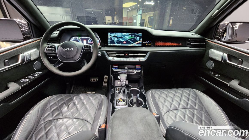 Kia Mohave Diesel 3.0 4WD 7-Seater, 2022