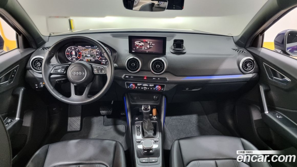 Audi Q2 35 TDI Premium, 2023