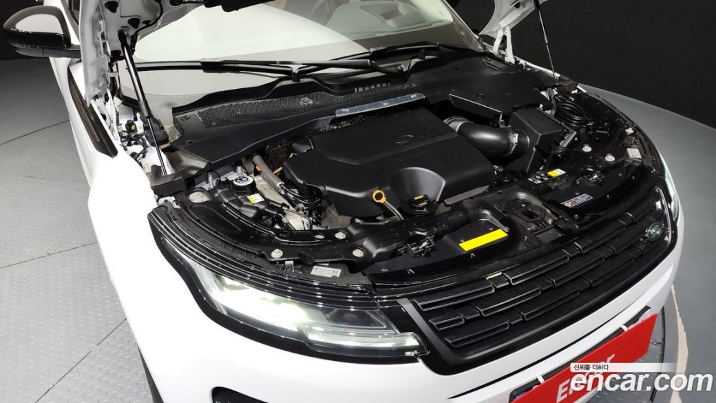 Land Rover Range Rover Evoque P250 Dynamic SE, 2024