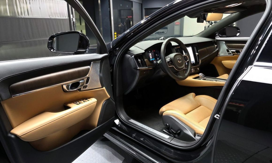Volvo S90 B6 AWD Ultimate Bright, 2023
