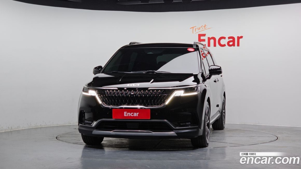 Kia Carnival 9-Seater Signature, 2023