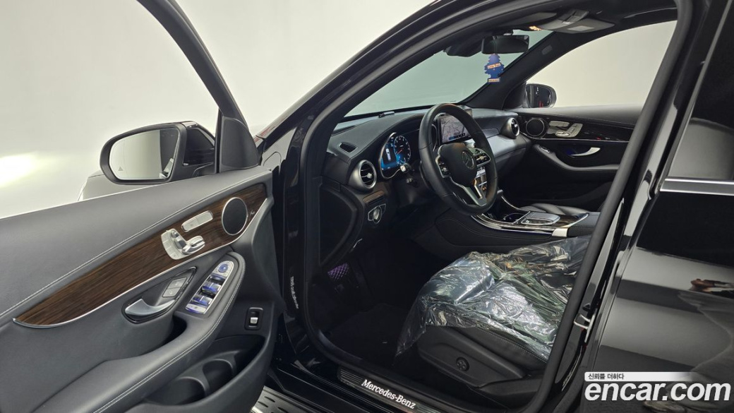 Mercedes-Benz GLC-Class GLC300 4MATIC Premium, 2021