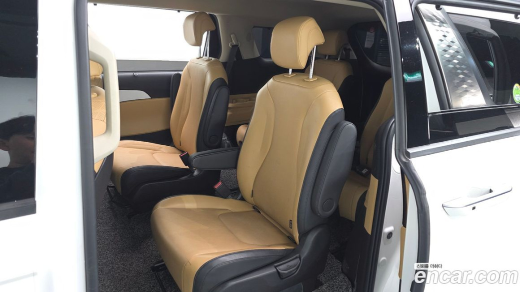 Kia Carnival 9-Seater Noblesse, 2023