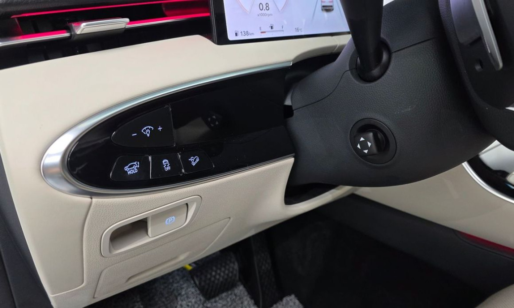 Genesis GV70 2.5T Gasoline 2WD, 2025