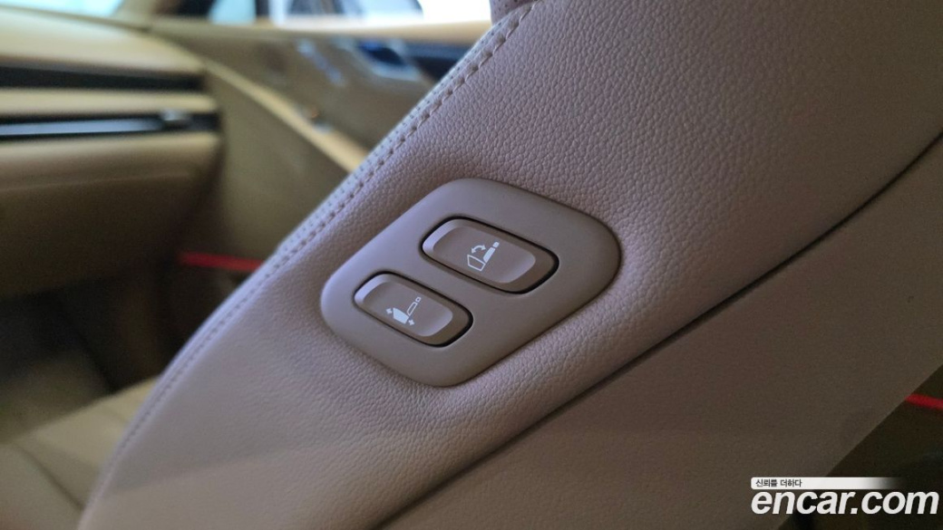 Genesis G80 Gasoline 2.5 Turbo AWD, 2025