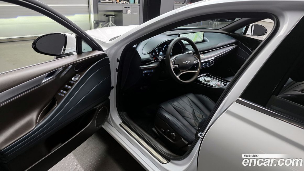 Genesis G80 Gasoline 2.5 Turbo 2WD, 2024