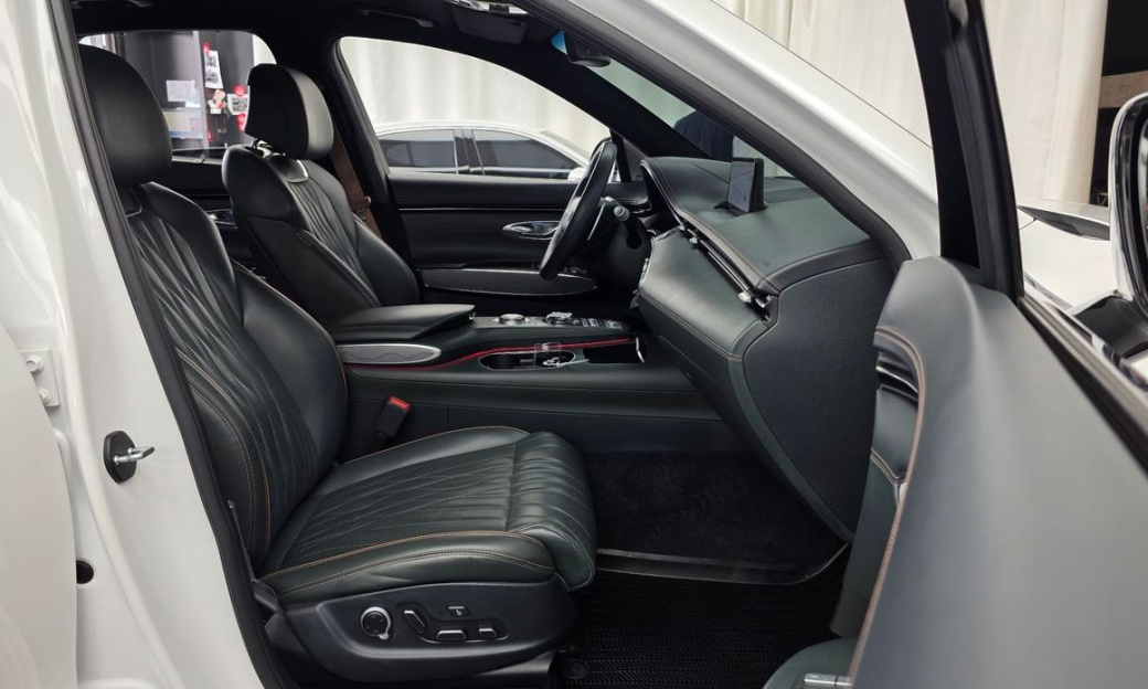 Genesis GV70 2.5T Gasoline AWD, 2023
