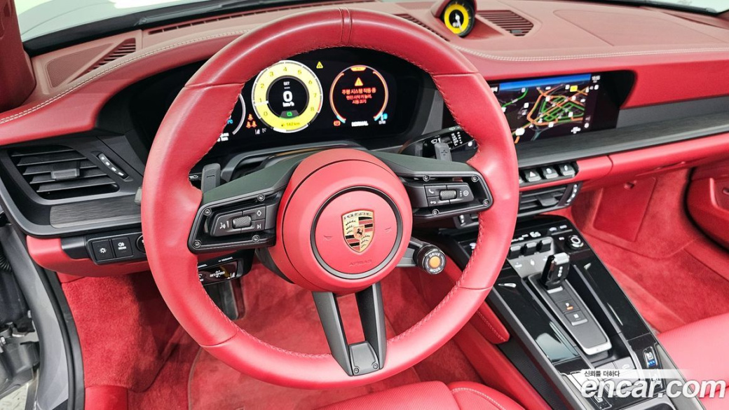 Porsche 911 Carrera 4 GTS Cabriolet, 2025