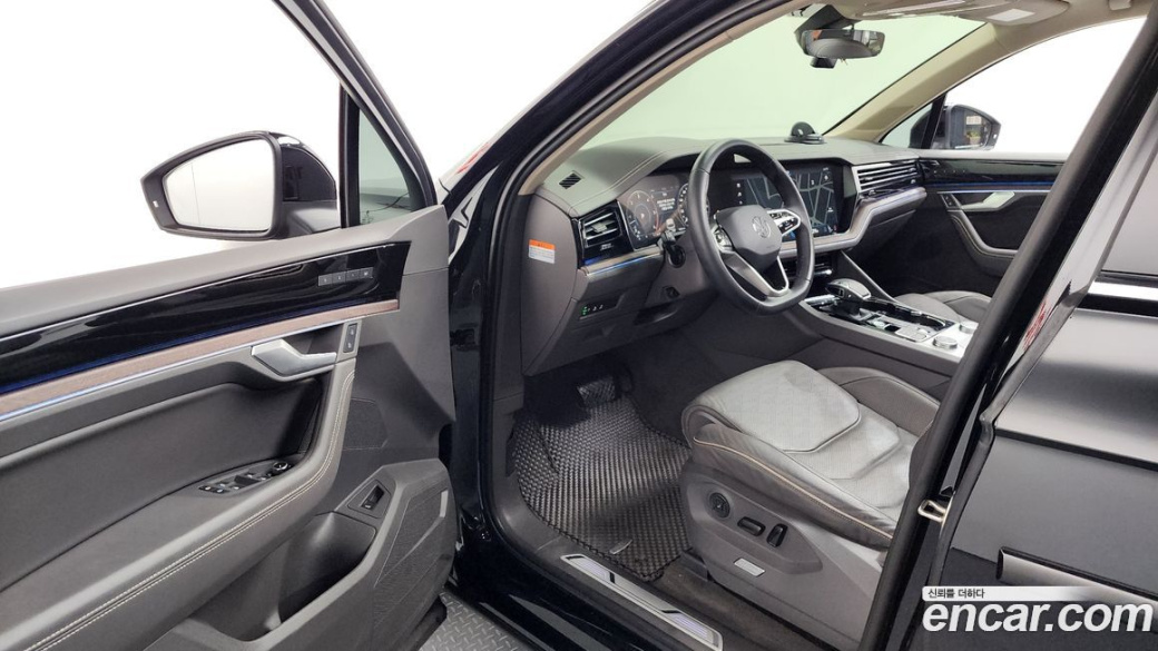 Volkswagen Touareg 3.0 TDI Prestige, 2023