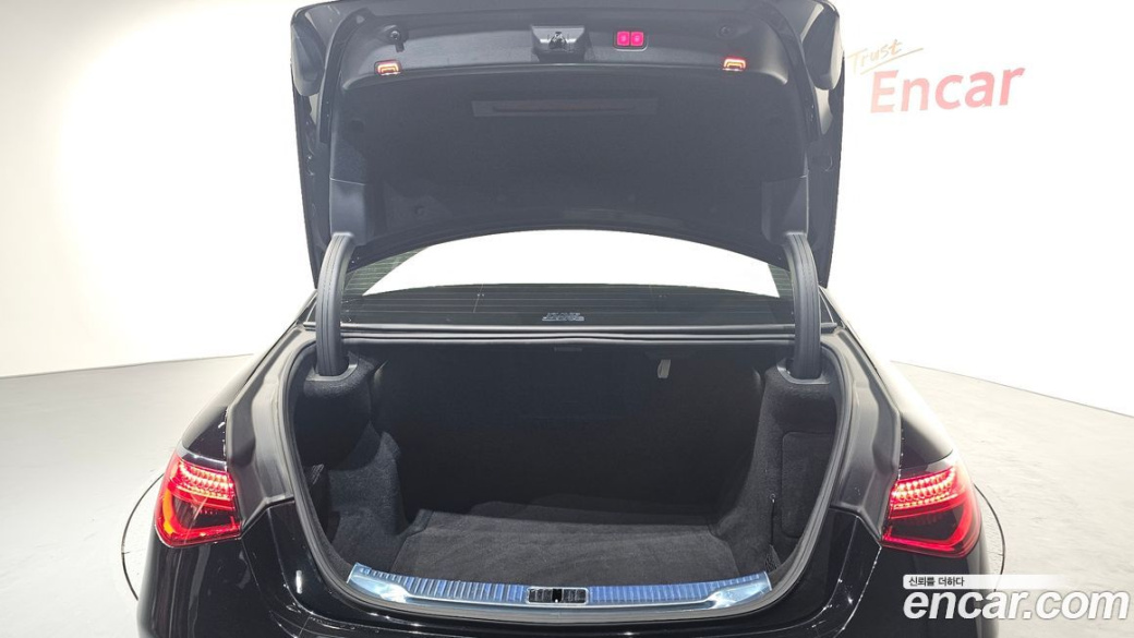 Mercedes-Benz S-Class S400 d 4MATIC, 2022