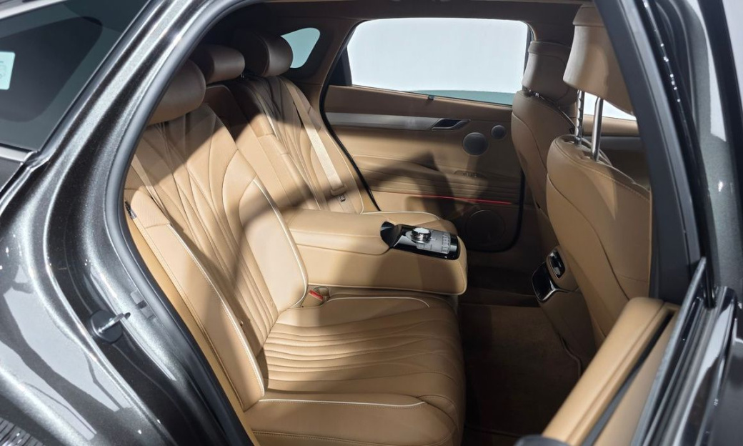 Genesis G80 Gasoline 2.5 Turbo AWD, 2025