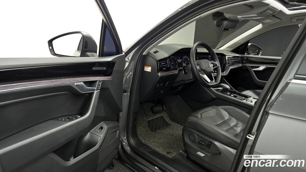 Volkswagen Touareg 3.0 TDI Premium, 2023