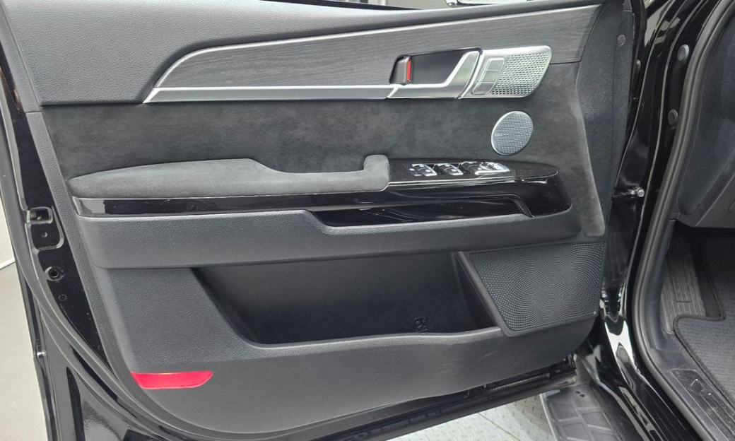 Kia Mohave Diesel 3.0 4WD 6-Seater, 2024