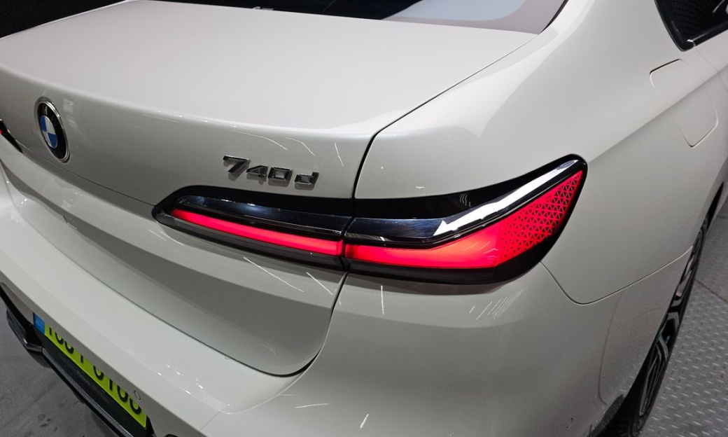 BMW 7-Series 740d xDrive M Sport, 2025