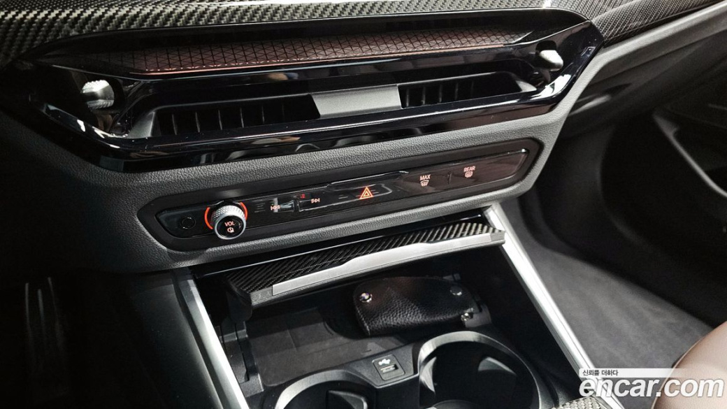 BMW 3-Series M340i Pro, 2025