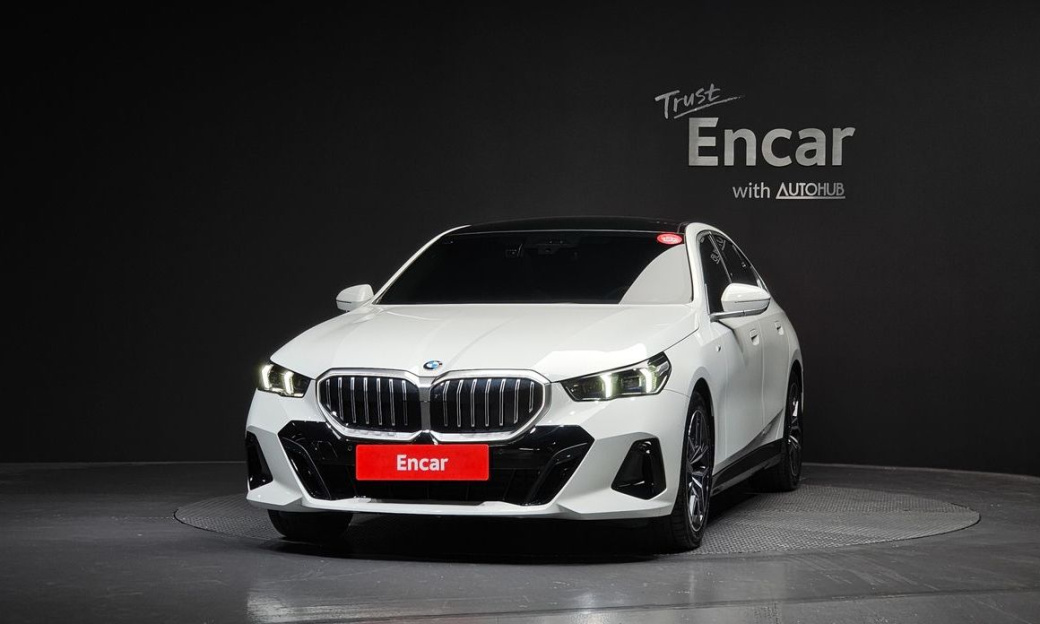 BMW 5-Series 523d M Sport, 2024