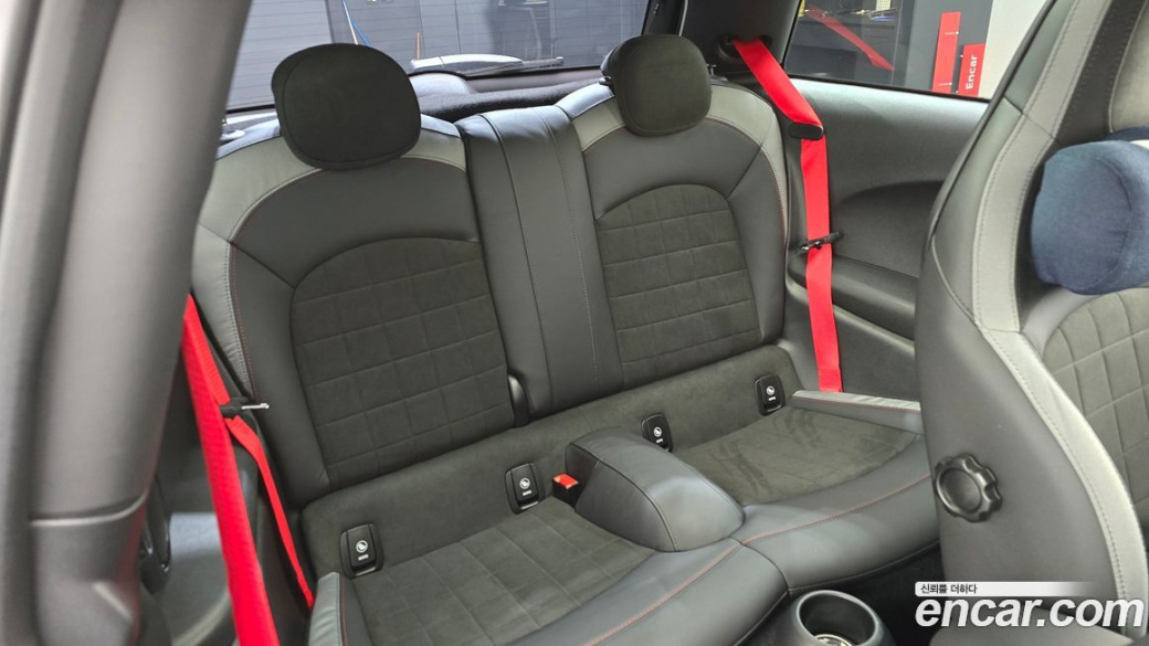 Mini Cooper JCW, 2024