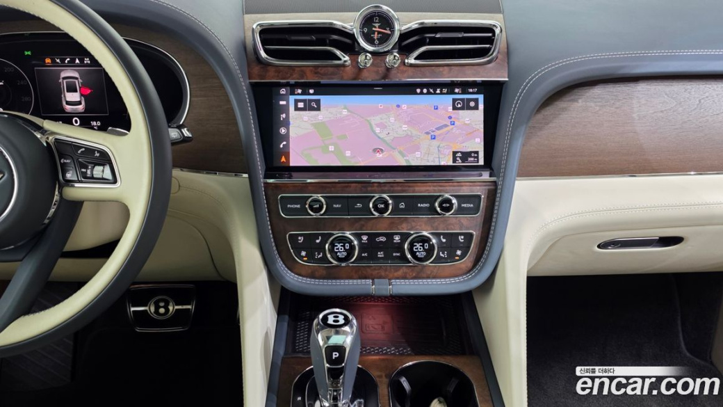 Bentley Bentayga 4.0 V8 Azure, 2023