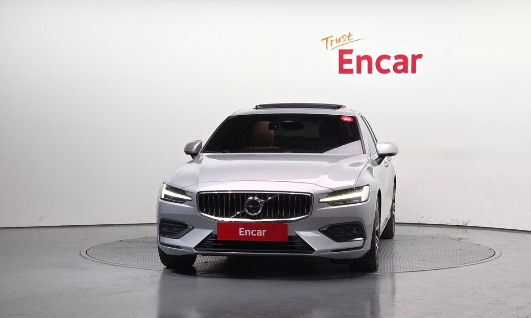 Volvo S60 B5 Ultimate Bright, 2023