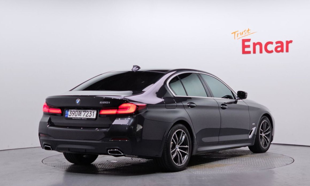 BMW 5-Series 520i M Sport, 2023