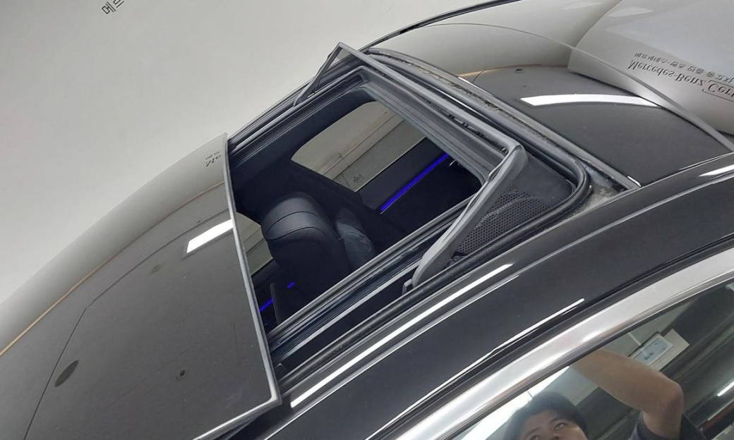 Mercedes-Benz S-Class Maybach S580 4MATIC, 2023