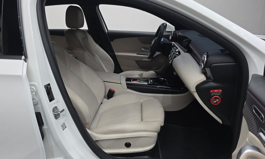 Mercedes-Benz A-Class A220 Hatchback, 2025