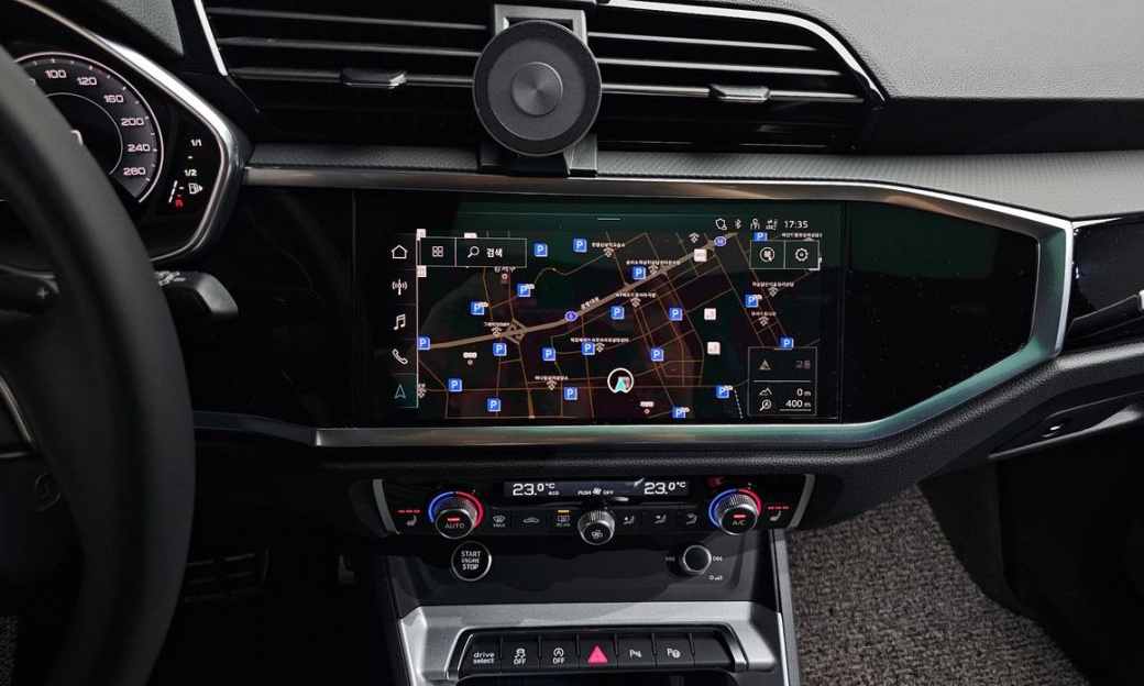 Audi Q3 35 TDI Premium, 2025