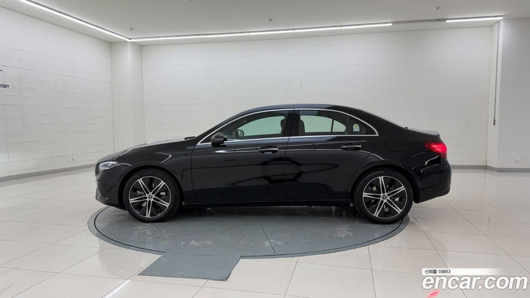 Mercedes-Benz A-Class A220 Sedan, 2025