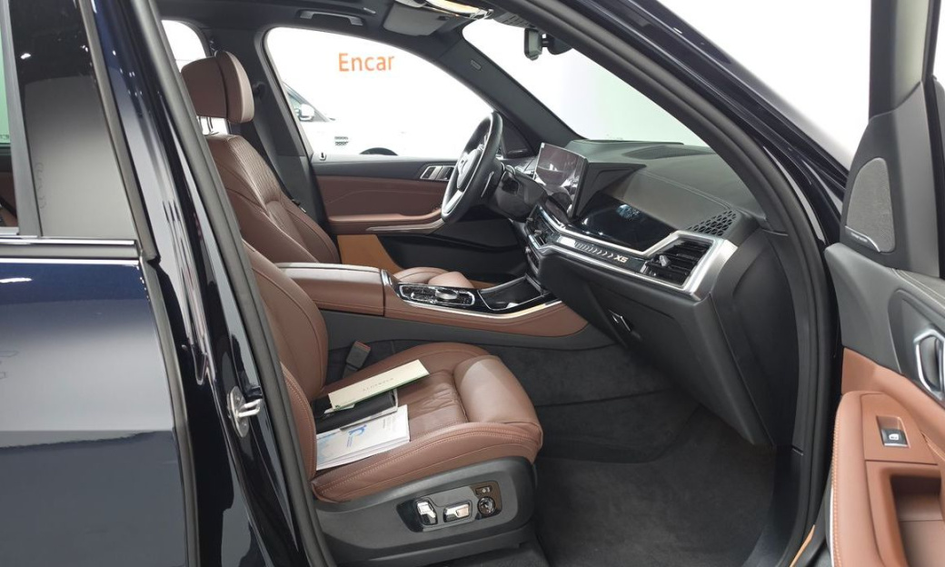 BMW X5 xDrive 40i M Sport, 2025