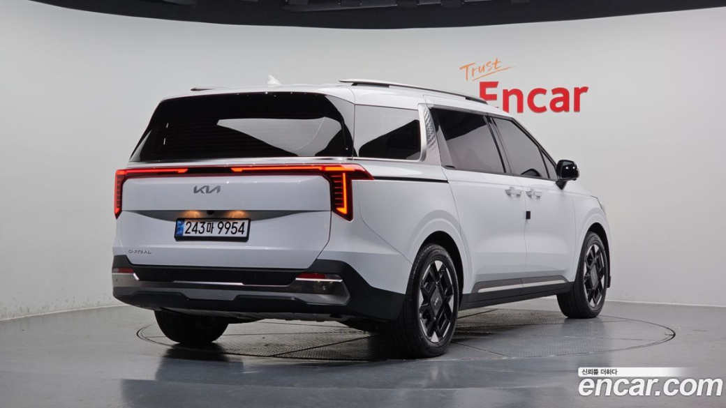 Kia Carnival 9-Seater Noblesse, 2025