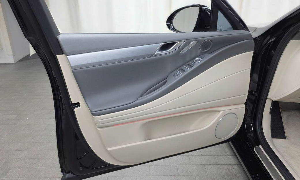 Genesis G80 Gasoline 2.5 Turbo AWD, 2025