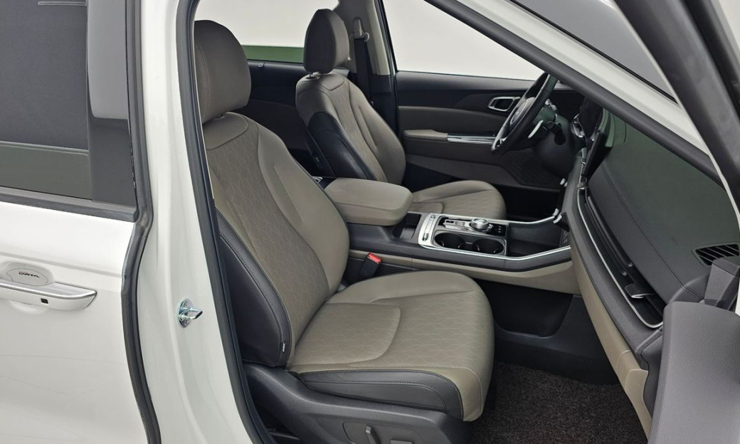 Kia Carnival 9-Seater Noblesse, 2025