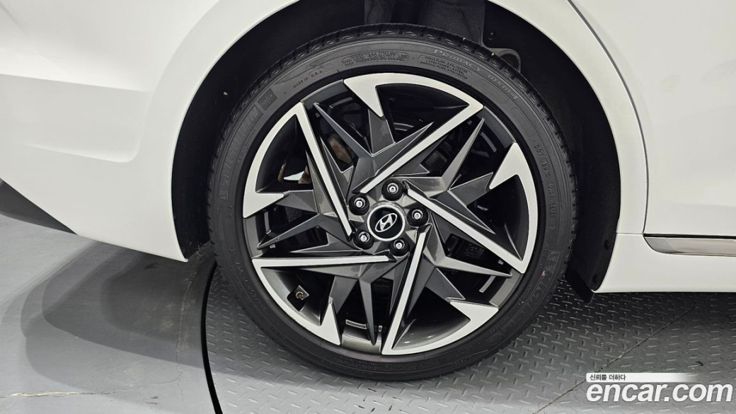 Hyundai Grandeur 2.5, 2023