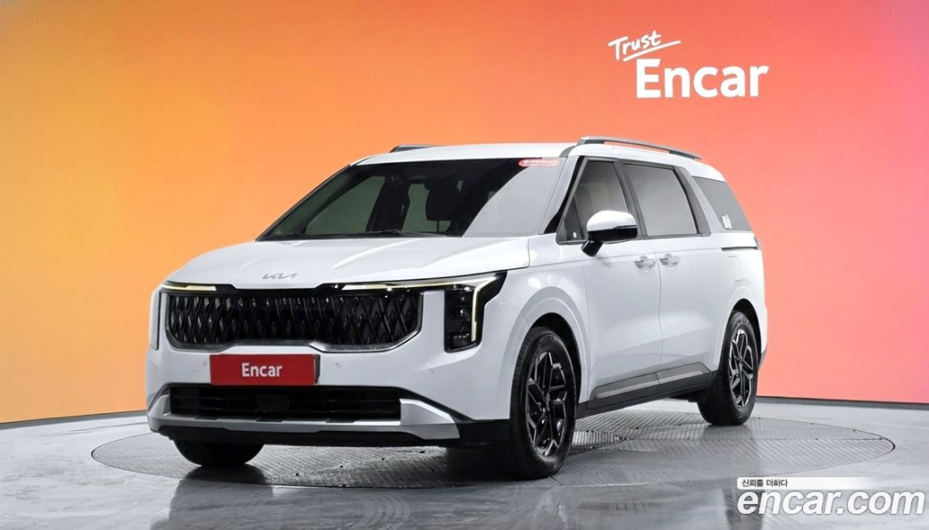 Kia Carnival 9-Seater Prestige, 2024