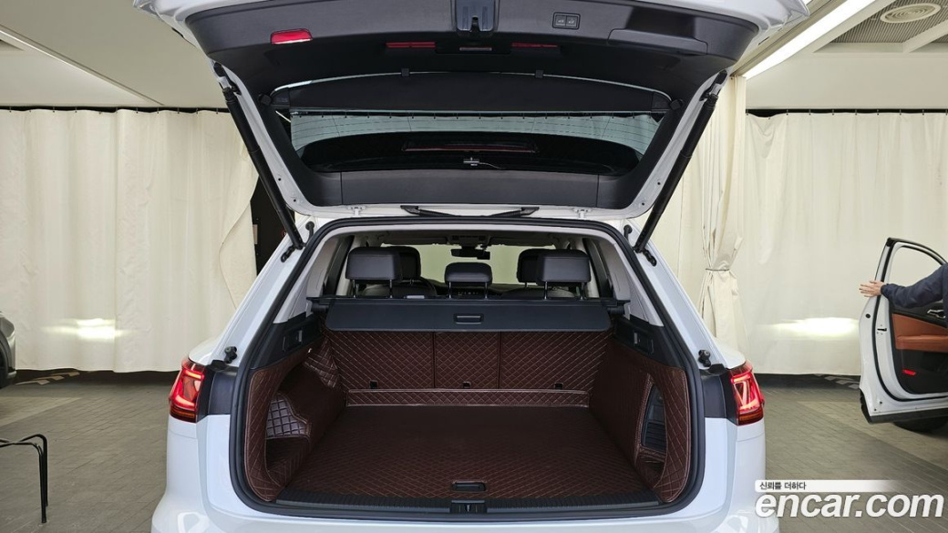 Volkswagen Touareg 3.0 TDI Premium, 2023