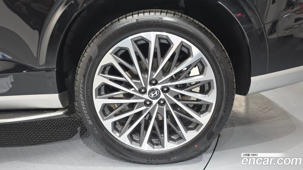 Hyundai Palisade Gasoline 2.5T 4WD 7-Seater, 2025