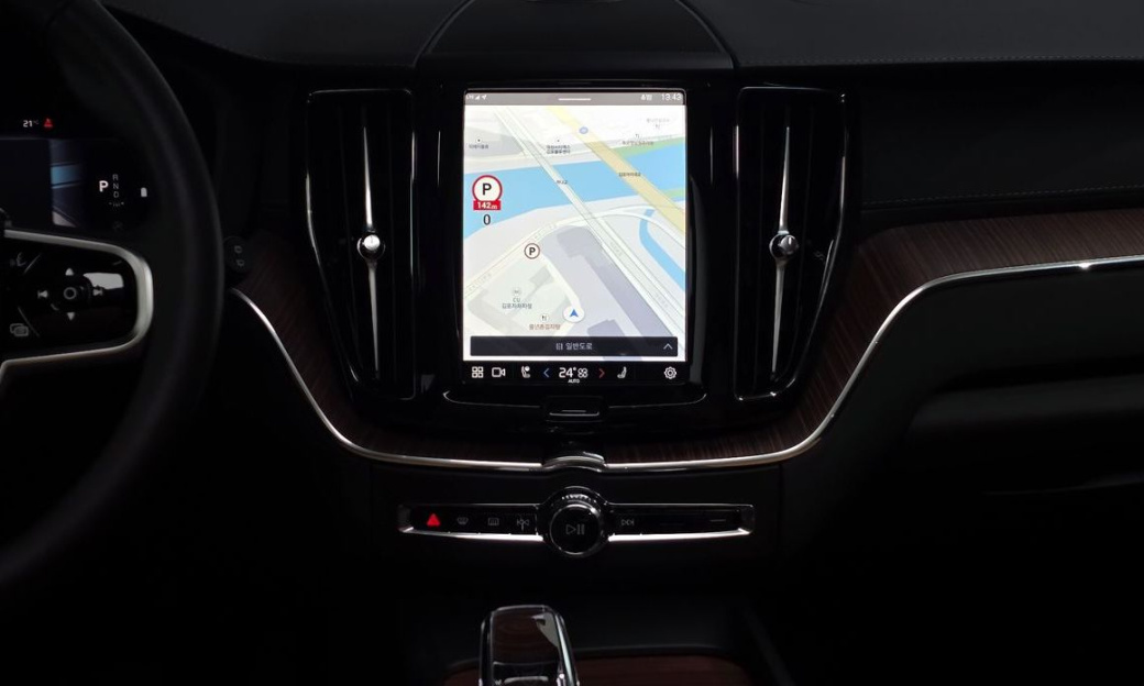 Volvo XC60 B5 Ultra Bright, 2025